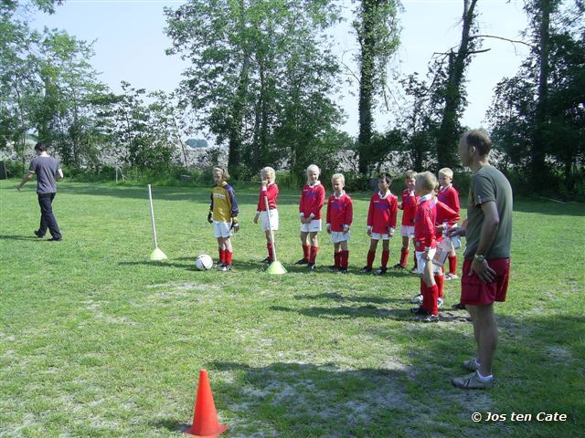 voetbaltoernooi edward roozendaal 037